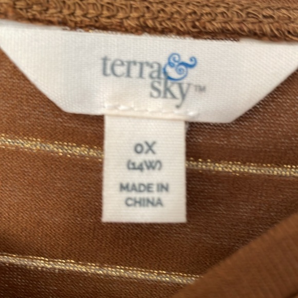 Plus 14W ruffles accent gold threads cognac knit top like New condition - Picture 4 of 9